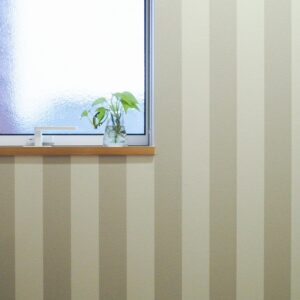 ストライプ柄のアクセントクロス