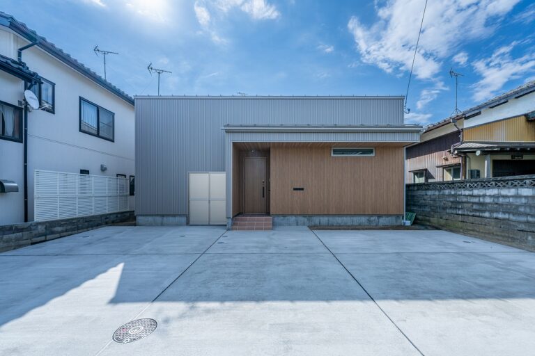 平屋外観