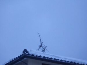 大雪と強風と不思議なアンテナ
