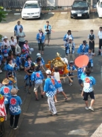 わっしょい　わっしょい　祭りだ　わっしょい!