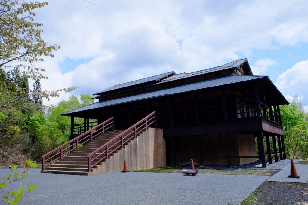 大地の芸術祭「光の館」