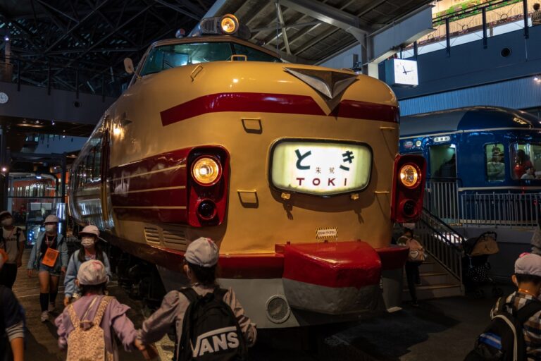 鉄道博物館